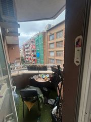 Etagenwohnung in Sants-Badal