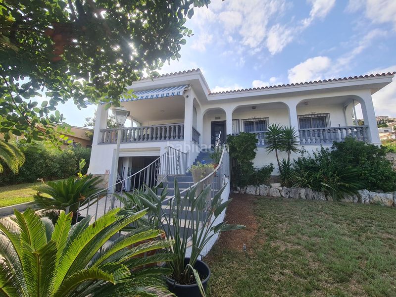 Foto fdfdeb26-2c92-43ae-bb73-947224448c76. Casa amb piscina a Las Atalayas-Urmi-Cerro Mar Peñíscola