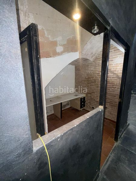 Foto 5386fae9-f3f6-4d16-a407-42cb1ddbd5d4. Local comercial a Hostafrancs Barcelona