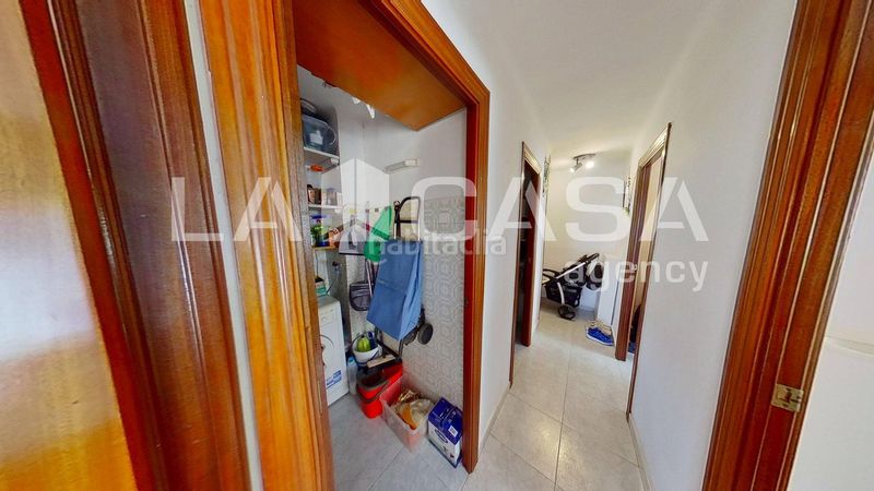 Foto 490e79ae-689f-4448-9fa3-8ba824fb6861. Pis a La Verneda - La Pau Barcelona