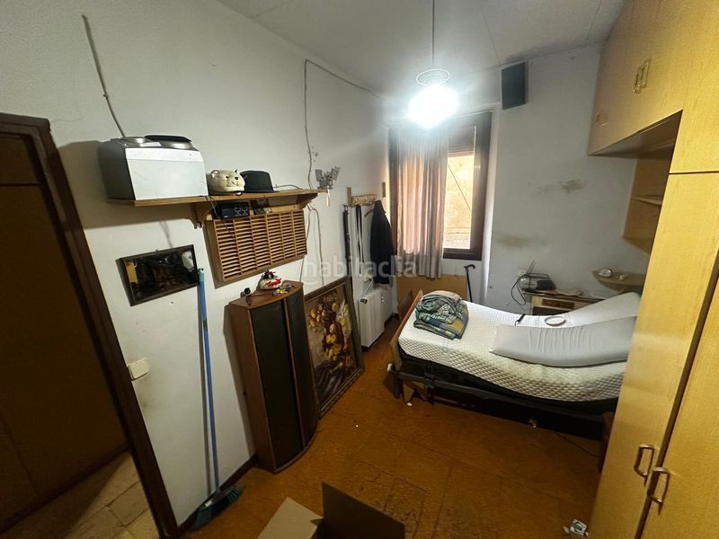 Foto 7f64e5f5-dd17-4515-882f-c3f87bce5d2c. Pis a Raval Barcelona