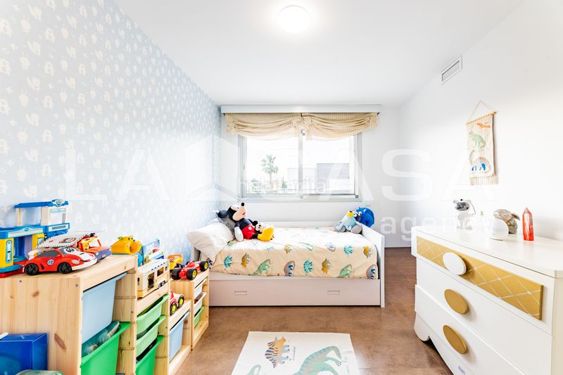 Foto 03583d38-ed4b-4ad1-a7b0-aeaf6d175a0f. Casa aparellada amb calefacció aparcament a Olimar-Carambolo-Atalaya de Levante Chiva