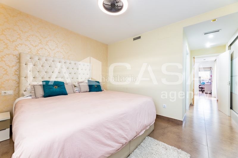 Foto 24505cb1-f76f-4e9c-ad5c-07e05f8ad9db. Casa aparellada amb calefacció aparcament a Olimar-Carambolo-Atalaya de Levante Chiva