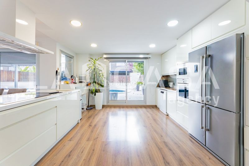 Foto 4958d9a5-b03c-451d-b062-f61dfe9119c6. Casa aparellada amb calefacció aparcament a Olimar-Carambolo-Atalaya de Levante Chiva