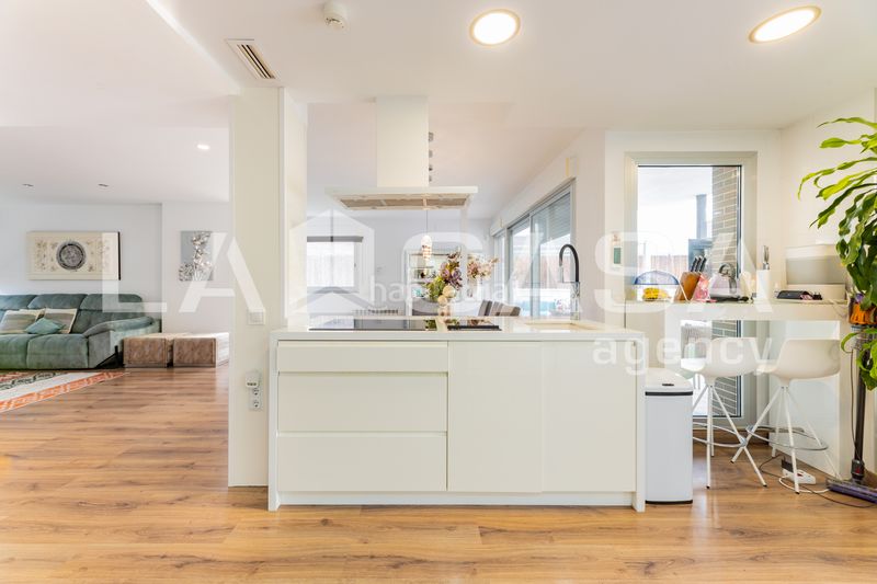 Foto 7b96b71f-3c01-47ae-9d0e-582bfbd04fa8. Casa aparellada amb calefacció aparcament a Olimar-Carambolo-Atalaya de Levante Chiva