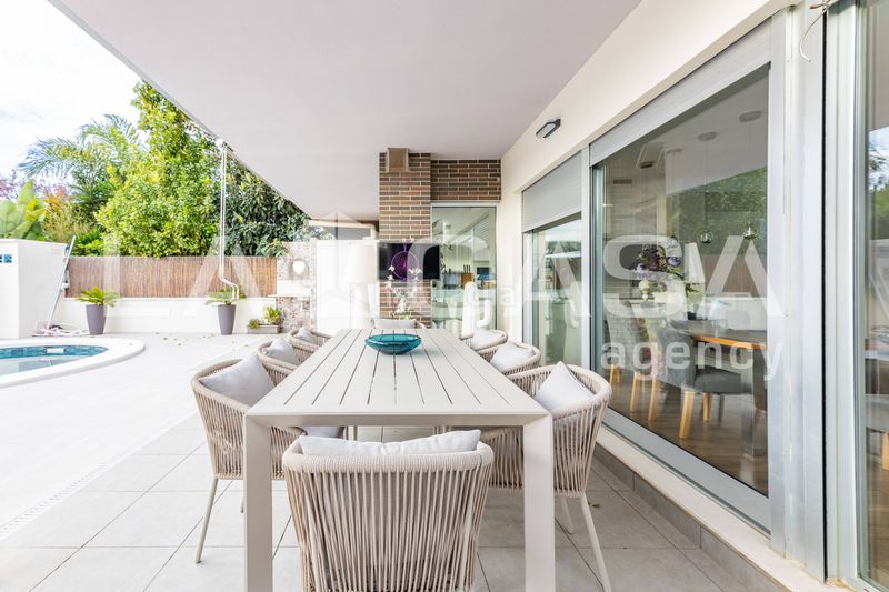 Foto a358f84c-aad1-4159-85f7-40dfd7d8ef60. Casa aparellada amb calefacció aparcament a Olimar-Carambolo-Atalaya de Levante Chiva