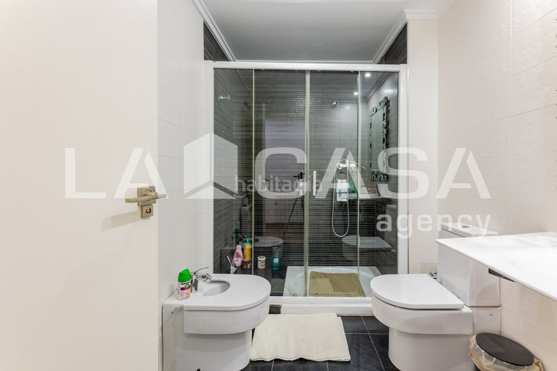 Foto b99e9140-e76a-4734-ab5f-ed3ec3f9143e. Casa aparellada amb calefacció aparcament a Olimar-Carambolo-Atalaya de Levante Chiva