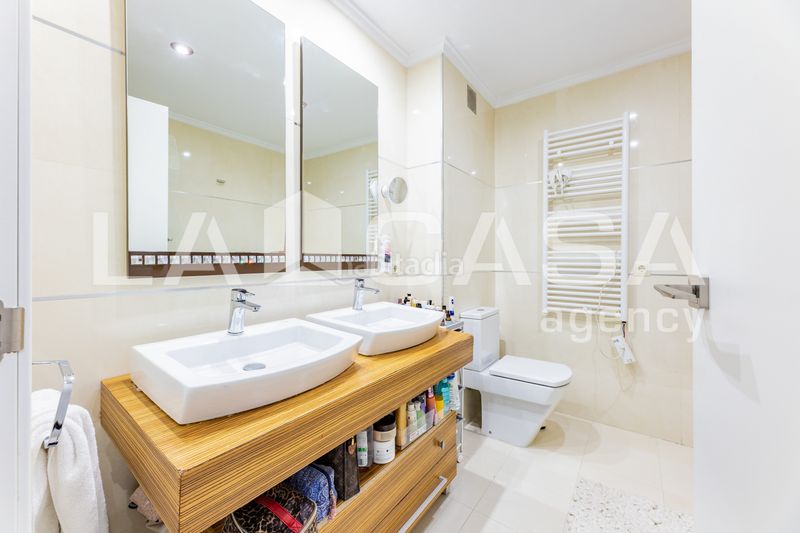 Foto bc8560be-e150-437f-933b-efb17f2f2c71. Casa aparellada amb calefacció aparcament a Olimar-Carambolo-Atalaya de Levante Chiva