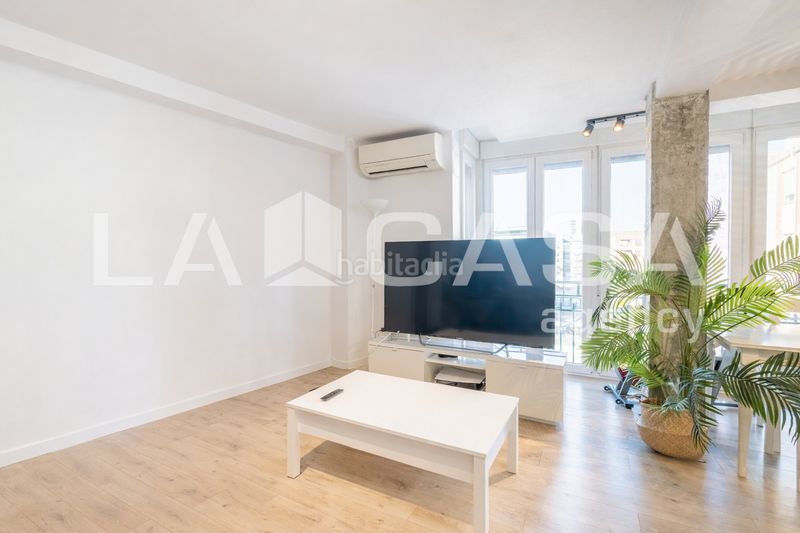 Foto 55157f81-15b5-4f0b-b17b-c415e3e18084. Piso en L´Illa Perduda Valencia