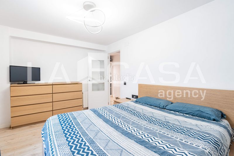 Foto b7c9e59d-a7f3-40ac-a1ef-a45c14e102ce. Piso en L´Illa Perduda Valencia
