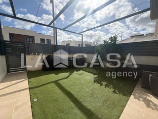 Maison jumelée à Entrenúcleos