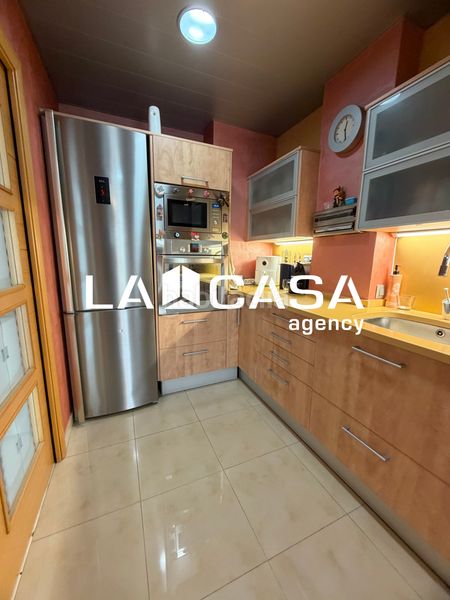 Foto cae5e639-14ee-4fbc-98d2-aedcc79fb675. Pis amb calefacció a Montigalà Badalona