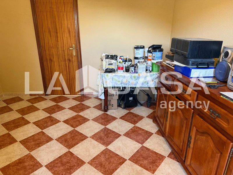 Foto 3c6aaaa3-a8f9-4156-bb3a-0a047a8dd6d5. Chalet en Olivar de Quintos Montequinto