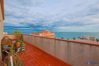 Dachwohnung in Barceloneta