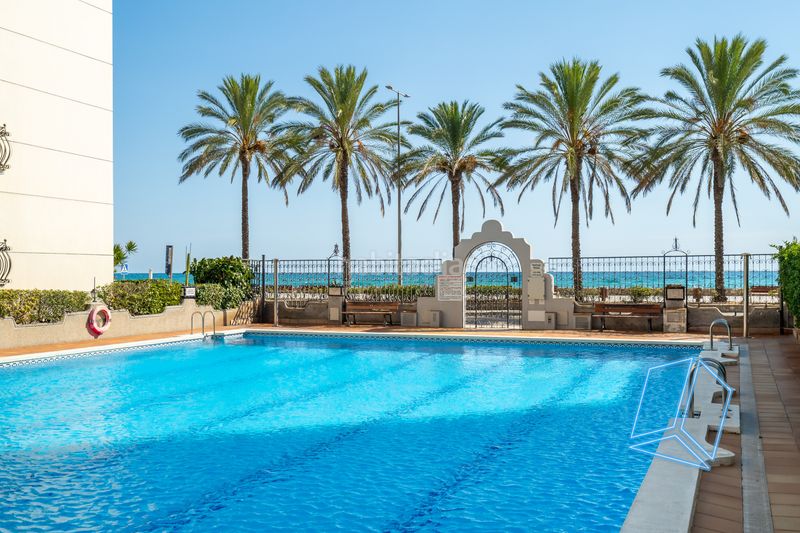 Foto 5c4e3ed2-1f3f-4691-b024-d4c3c94af9dd. Planta baixa amb aparcament a L´Estany Calafell