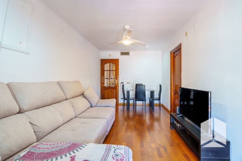 Foto 598fe1c1-fbdd-4d3c-a26b-218652dfc006. Pis a Centre Castelldefels