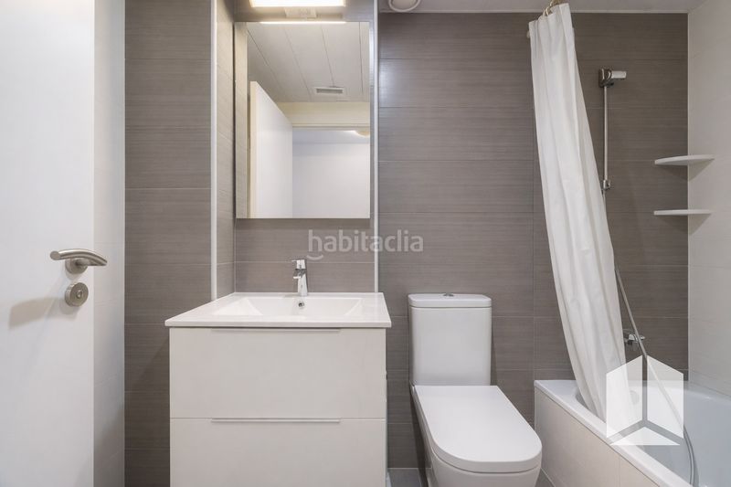 Foto 31db80dc-e721-4819-815c-7e2a0ea63ac4. Pis amb aparcament piscina a Centre Castelldefels