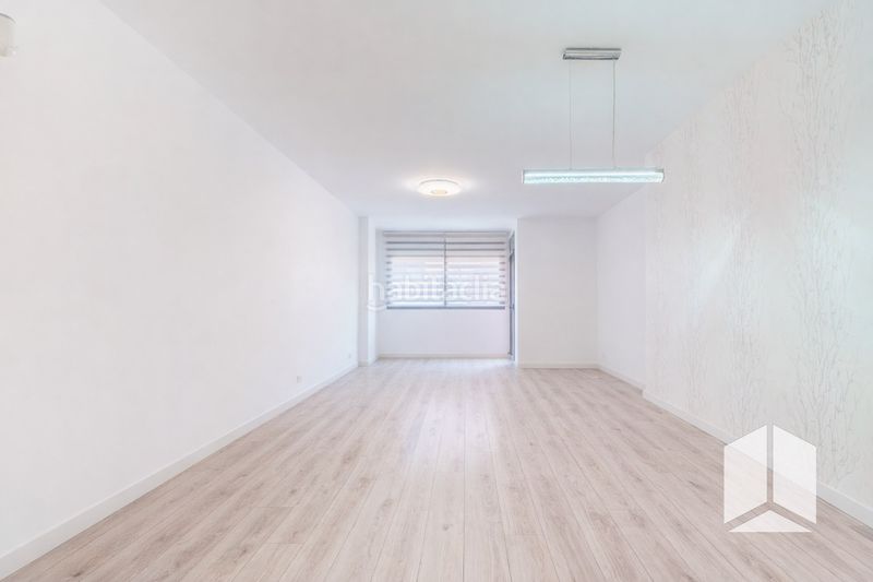 Foto a9b9d908-ca57-47d8-8b62-9f6af4a85bb3. Pis amb aparcament piscina a Centre Castelldefels