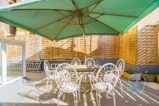 Erdgeschoss in La Nova Esquerra de l´Eixample