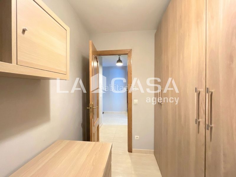 Foto cbbb66c7-262d-4cfc-941c-8bc9fde03521. Pis a Llefià Badalona