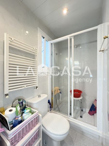 Foto 0f74c7a0-7329-4654-b82c-4e2448fa5bd7. Ático en Prosperitat Barcelona