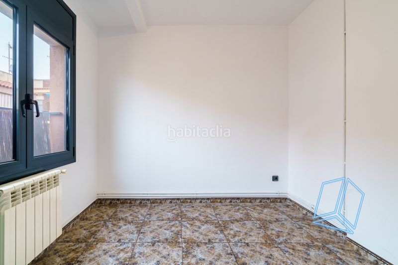 Foto f57fe6fe-8d43-401d-9506-da3858b4a8f2. Pis a Les Planes Sant Joan Despí