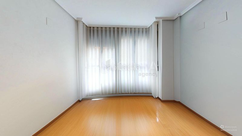 Foto 48bf7c98-151f-45b6-b07f-06060336955c. Pis amb calefacció aparcament a Aiora Valencia