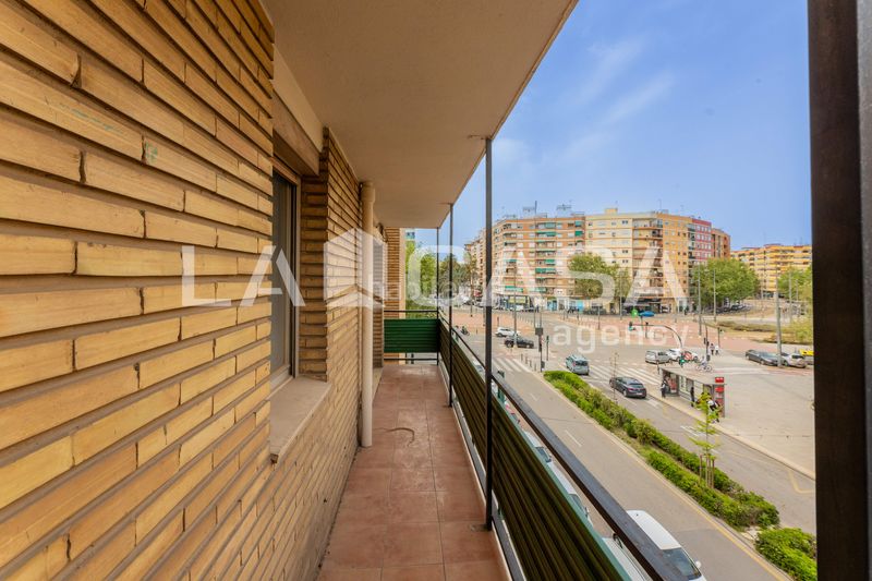 Foto a2307f12-eeda-4760-a94c-557e65388a2c. Pis a Trinitat Valencia