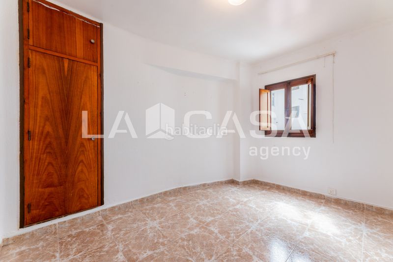 Foto fa8bef53-6d81-4175-b23f-46b8f7ceceae. Pis a Trinitat Valencia