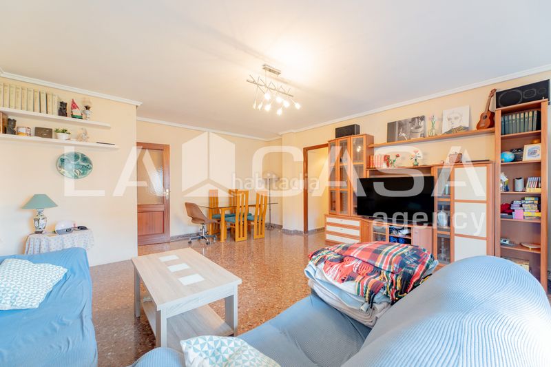 Foto f9ac7204-7d87-4cee-adf4-281ef6752c16. Pis a Tormos Valencia