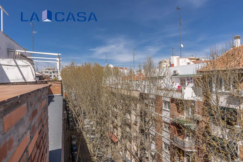 Foto cd08334e-5d2b-40f5-bfde-680d8c2ef027. Ático en Acacias Madrid