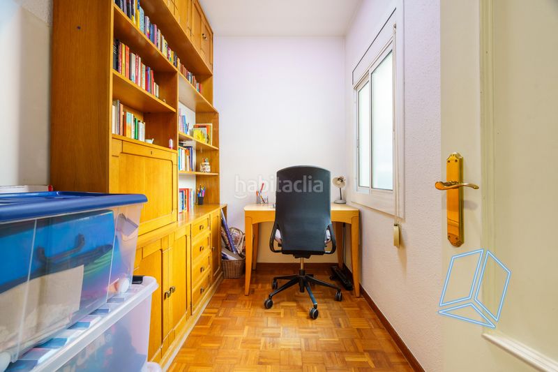 Foto f8b20457-8dee-4015-b32d-d4cfa8d0cbd3. Pis a Diagonal-Colomeres Gavà