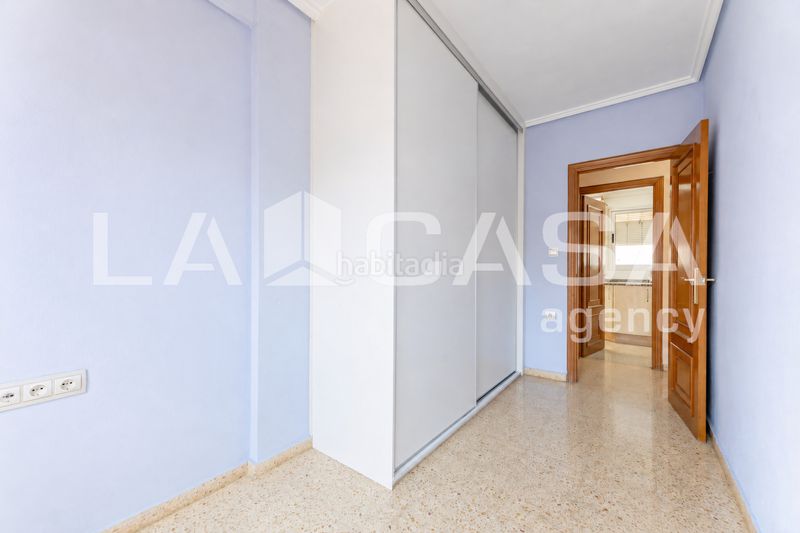 Foto 07ab5fec-6a50-41e6-98f5-d05cbbe3b182. Piso en Beteró Valencia