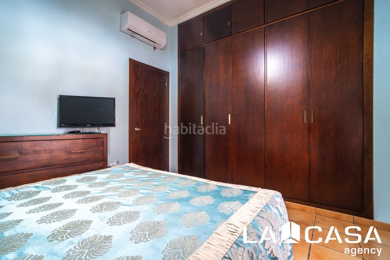 Foto e8d22ac6-e98e-4a79-afe1-1061b678b832. Casa a Centro - Doña Mercedes Dos Hermanas