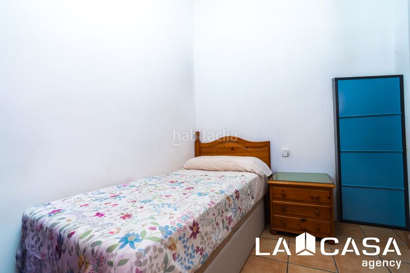 Foto f1f650fc-ef3a-41a2-84d1-4bcd53a4542e. Casa a Centro - Doña Mercedes Dos Hermanas