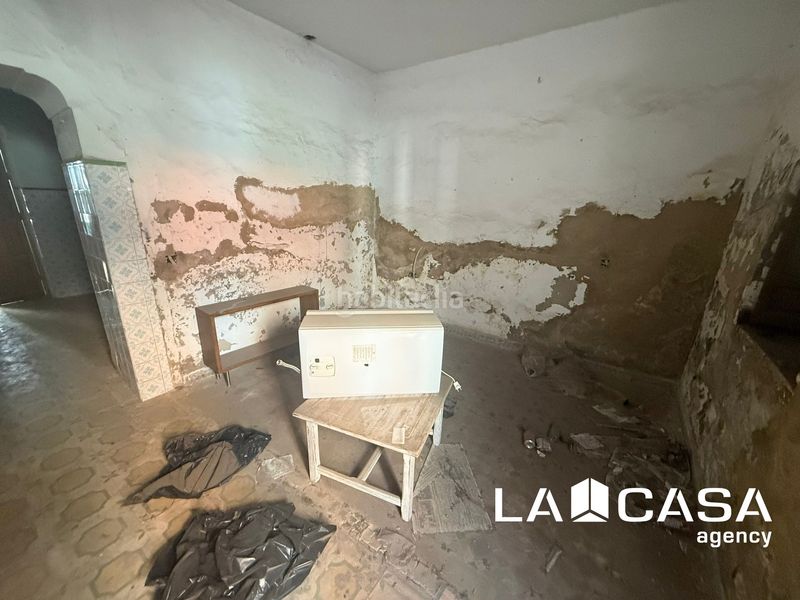 Foto c335e333-5bac-42ff-8d2f-7a5c5efb84c0. Casa a Centro - Doña Mercedes Dos Hermanas