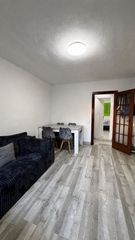 Rez-de-chaussée à Roquetes