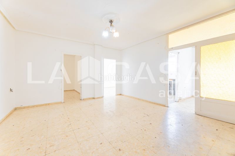 Foto a0d0021e-e083-4097-8058-d8d692e76f7c. Pis a Barrio de Benimaclet Valencia