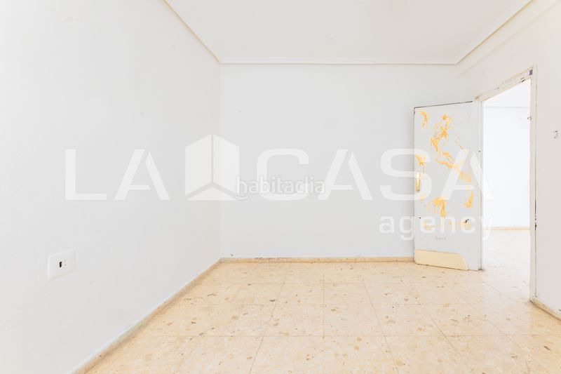 Foto ac30109d-f85a-4776-b540-4bf272bd0f7f. Pis a Barrio de Benimaclet Valencia