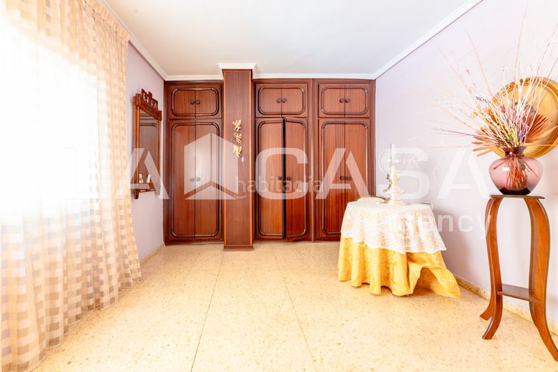 Foto a3dafe1f-632b-4122-ba6c-8345f5ea4073. Pis a Ciutat Jardí Valencia