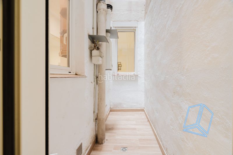 Foto bd1ee503-73fc-4f1d-8f0e-ef2b017bf467. Planta baixa a Baix Guinardó Barcelona