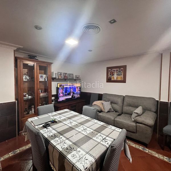Foto 091ac15d-7297-49b0-94c9-024399399a24. Casa a Zona la Ermita Torrent