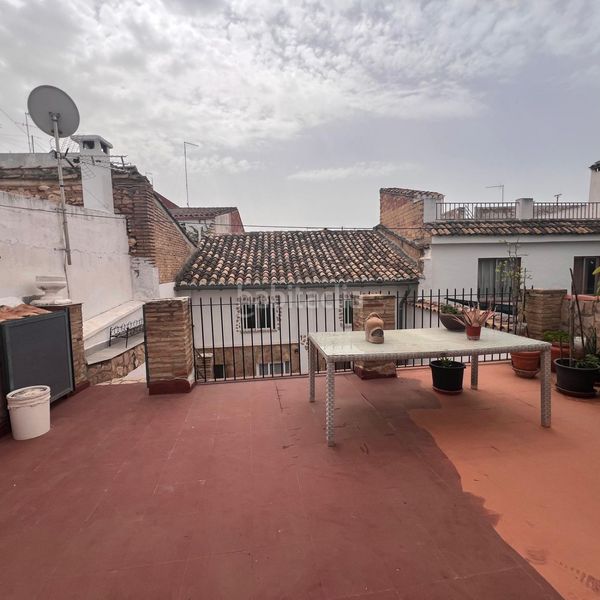 Foto 81e6456a-a27a-4318-b571-982524ed5342. Casa a Zona la Ermita Torrent