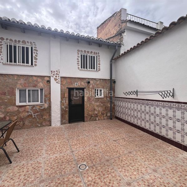 Foto a11c24d8-fced-40fa-9d01-a0ddc46ee351. Casa a Zona la Ermita Torrent