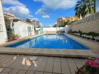 Xalet a Canet d´en Berenguer. Chalet en venta en playa, 5 dormitorios.