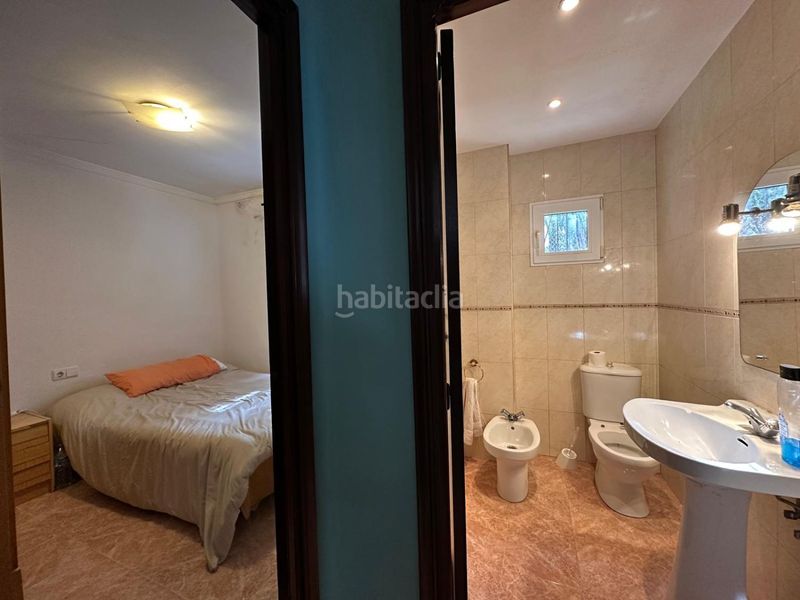 Foto e8a35454-7aaf-4aa2-bd2e-bbb4f746ae22. Xalet amb calefacció aparcament a Macastre