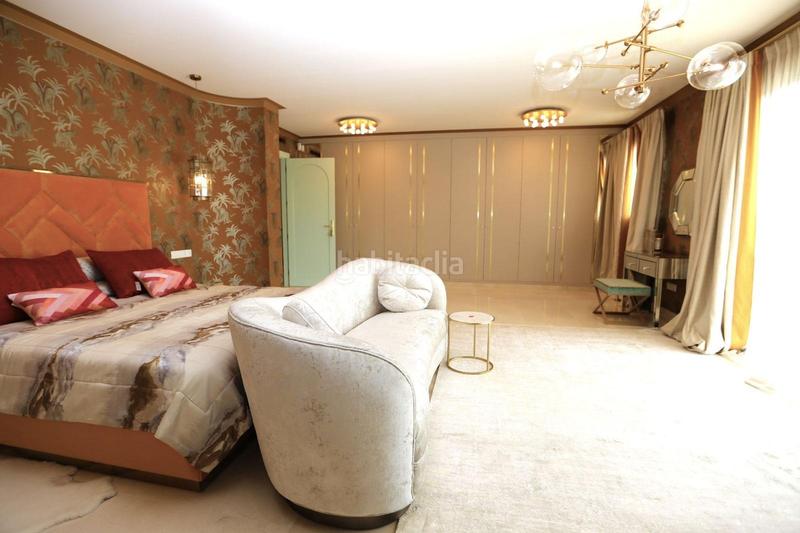 Foto 1f46463c-508c-4eb9-9b99-6f95c5f679af. Miete chalet mit parking pool in La Concha - Resina Golf Estepona