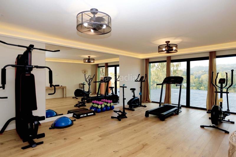 Foto 547cf47c-dbe9-4fb5-ba0c-09b858163281. Miete chalet mit parking pool in La Concha - Resina Golf Estepona