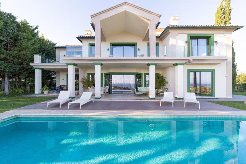 Foto fd33e98e-1bc8-4833-81a0-29130ade9822. Miete chalet mit parking pool in La Concha - Resina Golf Estepona