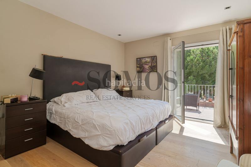 Foto 18c9fc21-8d2c-4ed4-9912-ce869691eb46. Casa con riscaldamento parcheggio piscina in La Miranda Esplugues de Llobregat